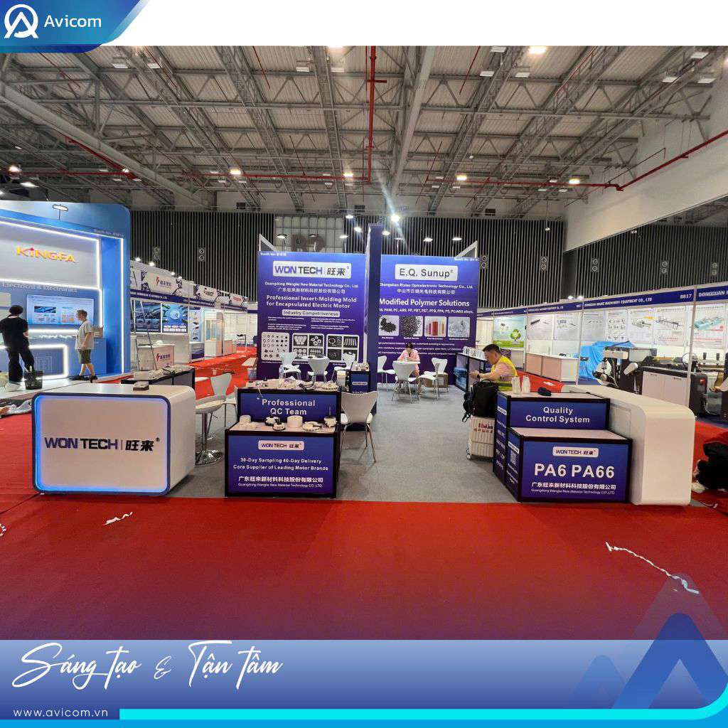 Gian hàng triển lãm ngành nhựa WANGLAI & RIXIAO concept Open to Connect
